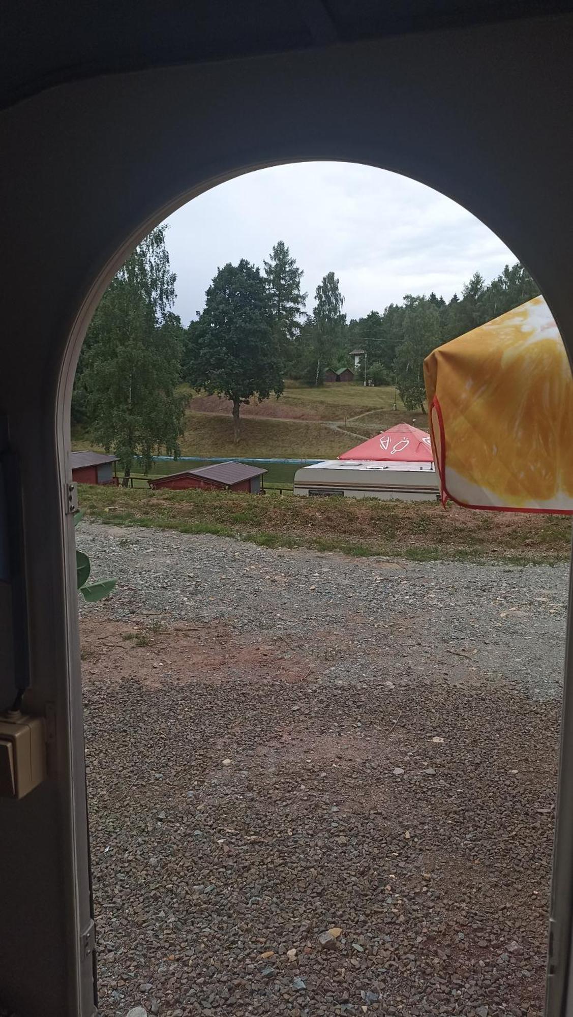 Karavan 3 V Arealu Koupaliste Bystre V Orlickych Horach Dış mekan fotoğraf