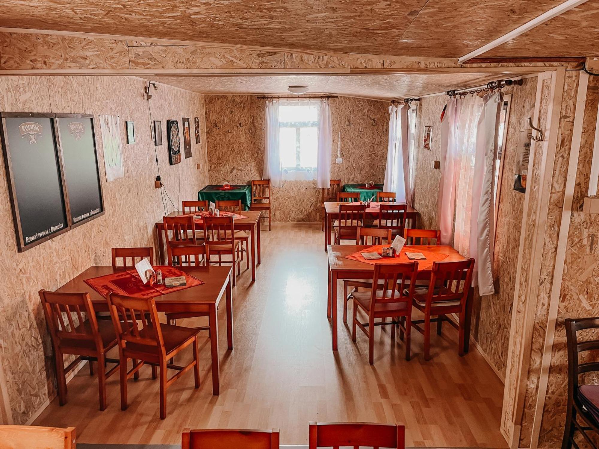 Karavan 3 V Arealu Koupaliste Bystre V Orlickych Horach Dış mekan fotoğraf