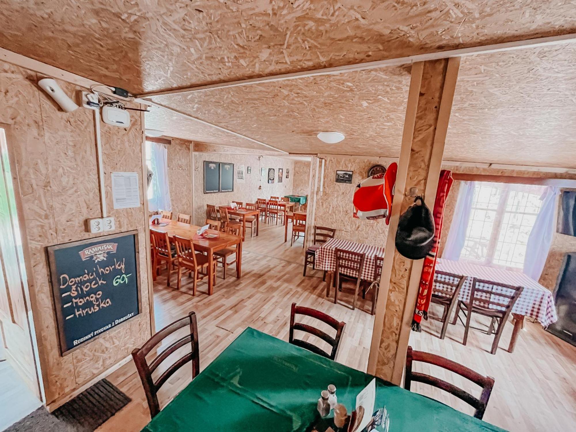 Karavan 3 V Arealu Koupaliste Bystre V Orlickych Horach Dış mekan fotoğraf
